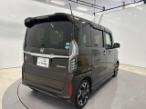 気になるお車があれば是非お問い合わせください。ご来店納車、ご自宅への配送納車等お客様のご都合に合わせたご対応をさせていただきます。