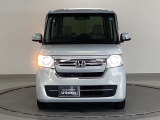 LEDヘッドライトを装備しています。LEDヘッドライトはとても明るく、雨の日や夜間走行も安全・安心です。