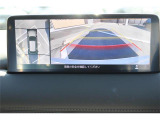 全周囲モニター付で、車庫入れも駐車もラクラクです。