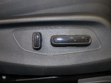 【パワーシート】メモリー機能付きパワーシート装備車です。電動でシートが動きます、高級感がありとても便利な機能です!