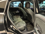 車両は屋内展示しておりますので天候に関係なくごゆっくりコンディションご確認頂けます。車両を倉庫へ保管している場合が御座いますのでご来店前に在庫確認頂けると幸いです。TEL072-784-8800