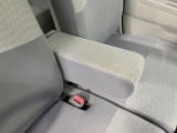 【アームレスト】運転中の身体の負担を軽減してくれるアームレストを装備♪