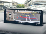 【360&deg;ビューモニター】専用のカメラにより、上から見下ろしたような視点で360度クルマの周囲を確認することができます☆死角部分も確認しやすく、狭い場所での切り返しや駐車もスムーズに行えます。