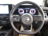 運転が楽しくなる明るく開放的な運転席まわりです。プロパイロットで高速など運転支援で疲れを軽減してくれます!