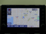 純正ナビを装備しております☆タッチパネル式で使いやすく、お出かけもラクラクです♪