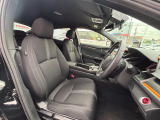 1列目シートです。足元までゆったりとご乗車頂けます!!