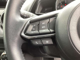 【ハンドルスイッチ】ハンドルを握ったまま、この車の快適装備を操作することが可能です☆詳しくは営業スタッフまでお尋ねください☆