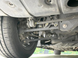 お車を安心してお乗りいただく為には、足回りの定期点検が欠かせません。サービスサポート(有償保証)では無料点検もご提供しており、安心のカーライフをお過ごしいただけるサポート体制が整っています。
