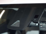 サポカーは、高齢運転者を含めたすべてのドライバーによる交通事故の発生防止・被害軽減対策の一環として、国が推奨する新しい自動車安全コンセプトです。詳しくは販売店スタッフまでおたずねください。