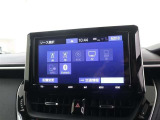 <Bluetooth>スマートフォンなどの機器と車をBluetoothで接続すると、ワイヤレスで音楽を再生できます。