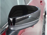 【ドアミラーウインカー】格好良さだけではなく対向車両からの視認性もよく安全に走行する為の安全装備のひとつです。