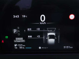 デジタル表示スピードメーターです。  走行距離 5131km ★映し出さ多彩な情報が、快適なドライブをサポートします。