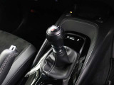 ドライバーの操作に忠実にキビキビ走ってくれる6MT車です。