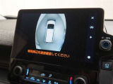 死角となる部分も確認できます。運転初心者も熟練者もあって困らない装備です。