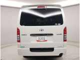 ご納車から1年間・走行距離無制限の保障付きです。全国5000ヶ所のトヨタのサービステクノショップにて補償範囲内の保障対応が可能です。別途有料になりますが、最長3年間まで延長保証加入ができます。