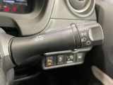 【オートライト】周りの明るさに応じて自動でヘッドライトの点灯・消灯ができる機能です!ライトの付け忘れ・消し忘れなどが無くなり、雨の日や夕方の走行も安心!トンネル通過時も便利ですね♪