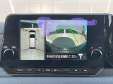 全周囲モニター付きなので駐車も簡単にできます。