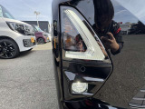 【ライトランプ】暗い夜道やトンネル内など明るい光で照らして運転をサポート。危険な暗所もこれで安心!