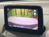 【バックカメラ】駐車時に後方がリアルタイム映像で確認できます。大型商業施設や立体駐車場での駐車時や、夜間のバック時に大活躍!運転スキルに関わらず、今や必須となった装備のひとつです!