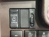 【パワースライドドア】スマートキーや運転席のスイッチでスライドドアの開閉が可能♪電動だから力を入れてドアを開ける必要が無く、小さいお子様でも、重い荷物を持っている時もラクに開け閉めできます♪