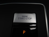 ●Start/Stop●ブレーキを踏みボタンを長押しするだけで、キーの抜き差しなく簡単にエンジンをかける事が出来ます。
