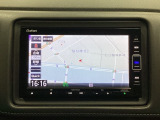 ナビゲーションはフルセグTV、インターナビ対応のGathers純正メモリーナビを搭載しています。Bluetoothオーディオ機能がありますので、スマートフォンなどの音楽も再生できます。