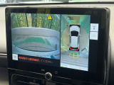 【パノラミックビューモニター】専用のカメラにより、上から見下ろしたような視点で360度クルマの周囲を確認することができます☆死角部分も確認しやすく、狭い場所での切り返しや駐車もスムーズに行えます。