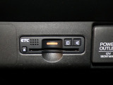 ETC装備されております。セットアップ必要ですので、総額とは別に登録費用いただきます。何卒ご理解の程お願い致します。