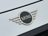国道246号線沿い、南町田グランベリーパーク駅すぐ。MINI NEXT 東名横浜/〒194-0004 東京都町田市鶴間5-18-1/TEL:042-788-8027