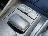 ●仕入れ段階で徹底したチェックを行い、厳しい審査にパスした車だけを展示・販売しています。弊社ではこれをプロチェックと呼び、数十の独自チェック項目に基づき、車の状態を調べ上げています。
