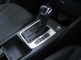 さらにはご納車後のカーライフを想定し、各機関・電気系統のチェック、ロードテストも行いますので、ご遠方のお客様もご安心下さいませ。