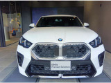 エンジェルアイ、イカリングと呼ばれるBMWのライトの正式名称は「コロナリング」です。一目でBMWとわかる伝統のデザインです。
