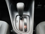 保険の加入・ローンの手続き・定期点検・定期メンテナンス・鈑金修理などお車に関すること全てに対応しております。
