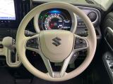 【ステアリングスイッチ】運転中、前方から目線をそらすことなく、オーディオ等の操作が可能な便利機能!安心&快適なドライブを演出してくれます♪