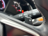 運転席の手元でシフトアップシフトダウンの操作が可能なパドルシフトを装備しています♪