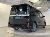 走りにこだわりながら収納力も持ち合わせたお車です。荷物を載せて軽快なドライブを楽しめますよ♪