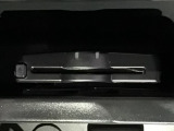 【ETC車載器】もはや必須アイテムのETCを搭載!高速道路のご利用時にとても便利!わずらわしい料金所での現金支払いが不要となりスムーズに通過できます♪