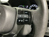 クルーズコントロールを装備しています。高速道路などで一定の速度で走ってくれるので運転が楽ですよ!速度を設定できますので、スピードの出しすぎにも注意できます。