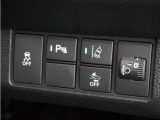 ◆障害物センサー◆車庫入れの時などに近くに障害物がある場合、障害物までの距離を音で知らせてくれます。