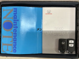スマートキーは鍵をバッグに入れたままでもドアロックの開閉やエンジンのON・OFFができます。夜間や雨の日も鍵を探さなくて良いので便利です。