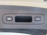 ハンズフリーアクセスパワーテールゲートを装備しています。予約クローズ機能を使えば、ボタンを押して立ち去るだけで閉扉できます♪