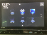 ナビゲーションはフルセグTV、インターナビ対応のGathers純正メモリーナビを搭載しています。Bluetoothオーディオ機能がありますので、スマートフォンなどの音楽も再生できます。