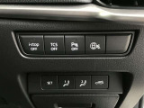 【2Wayドライビングポジションメモリー機能】お二人のシートパターンを記憶することができますので、運転時はボタン一つでシート調節できますね。