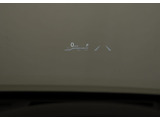 ヘッドアップディスプレイ(HUD)付!、フロントウインドウガラスに運転支援システムの作動状況や走行に関するさまざまな情報を表示することができます。