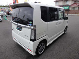プライバシーガラス付!荷室も安心です。