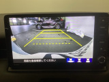バックモニター付きで、車庫入れやバック時の後方確認をサポート。