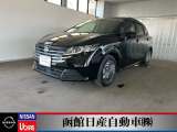 日産「ノート」明るい運転席回りで見渡しが良いです。