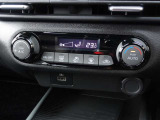 設定した温度をしっかりキープ!クリーンフィルター付きで外部からの砂やホコリの進入を防ぎ、きれいな室内空間を保ちます。タッチパネルは、スイッ