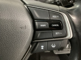 【アダプティブ・クルーズ・コントロール】予め設定した車速内でクルマが自動的に加減速。 前走車との適切な車間距離を維持しながら追従走行し、高速道路でのドライバーの疲労を軽減してくれる嬉しい機能付♪