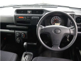 運転席廻りです。
